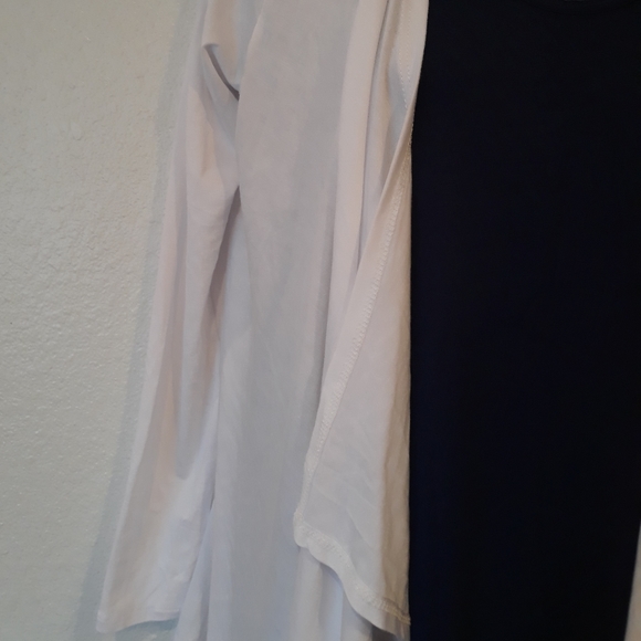 NWOT Bee uniq ivory cardigan - Picture 2 of 5